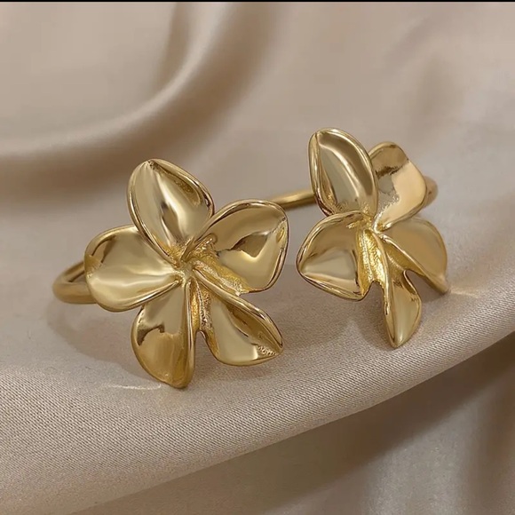 Stainless Steel Double Flower Cuff Bracelet - Picture 2 of 2